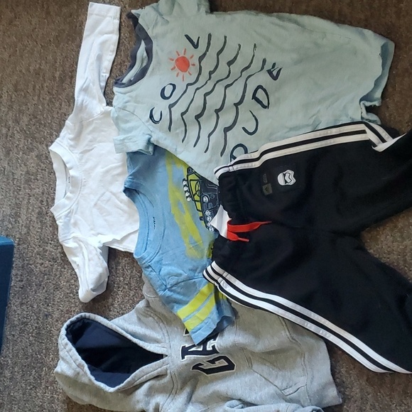 Boys lot size 6 to 12 months - Picture 1 of 6